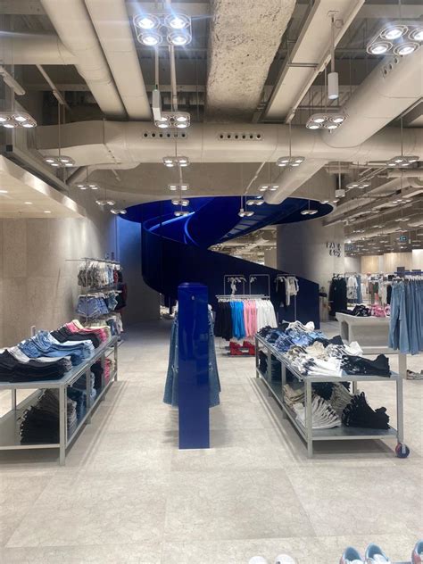 bershka la defense
